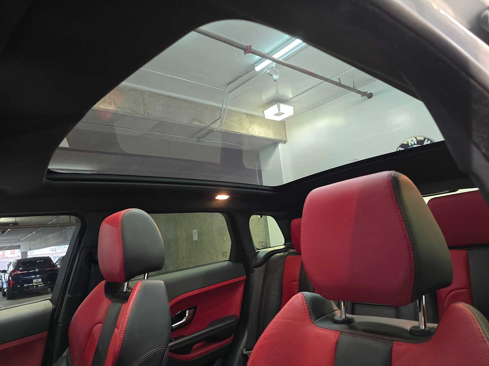 Thumbnail: 2012 Land Rover Range Rover Evoque - 25