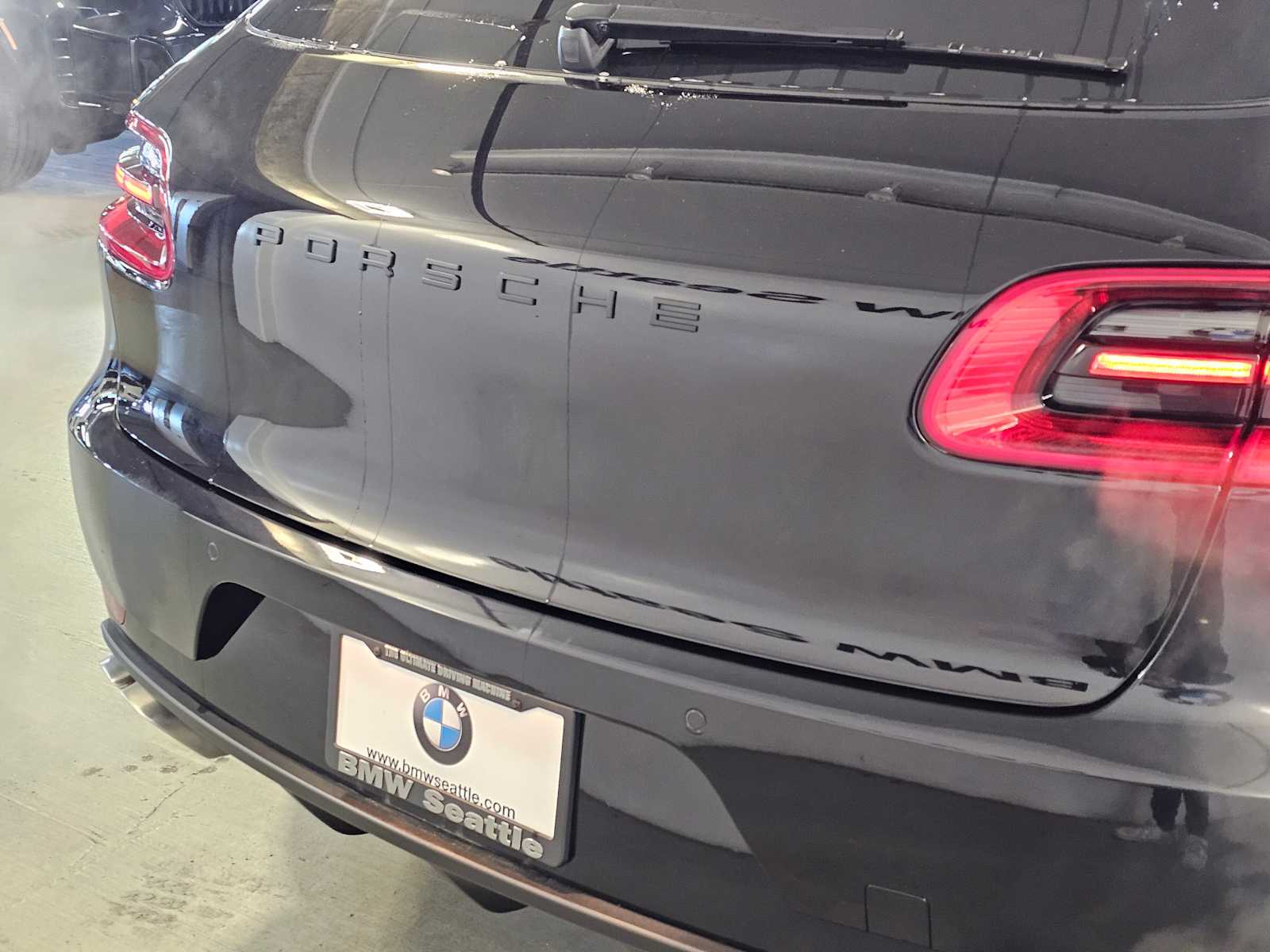 Thumbnail: 2016 Porsche Macan - 7