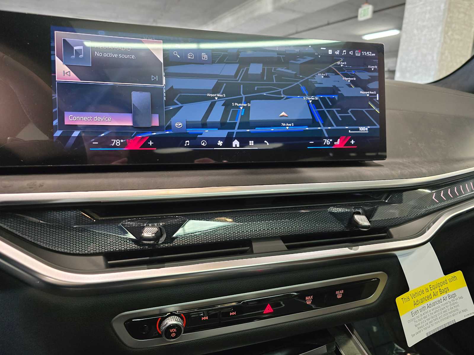 Thumbnail: 2026 BMW X7 - 13