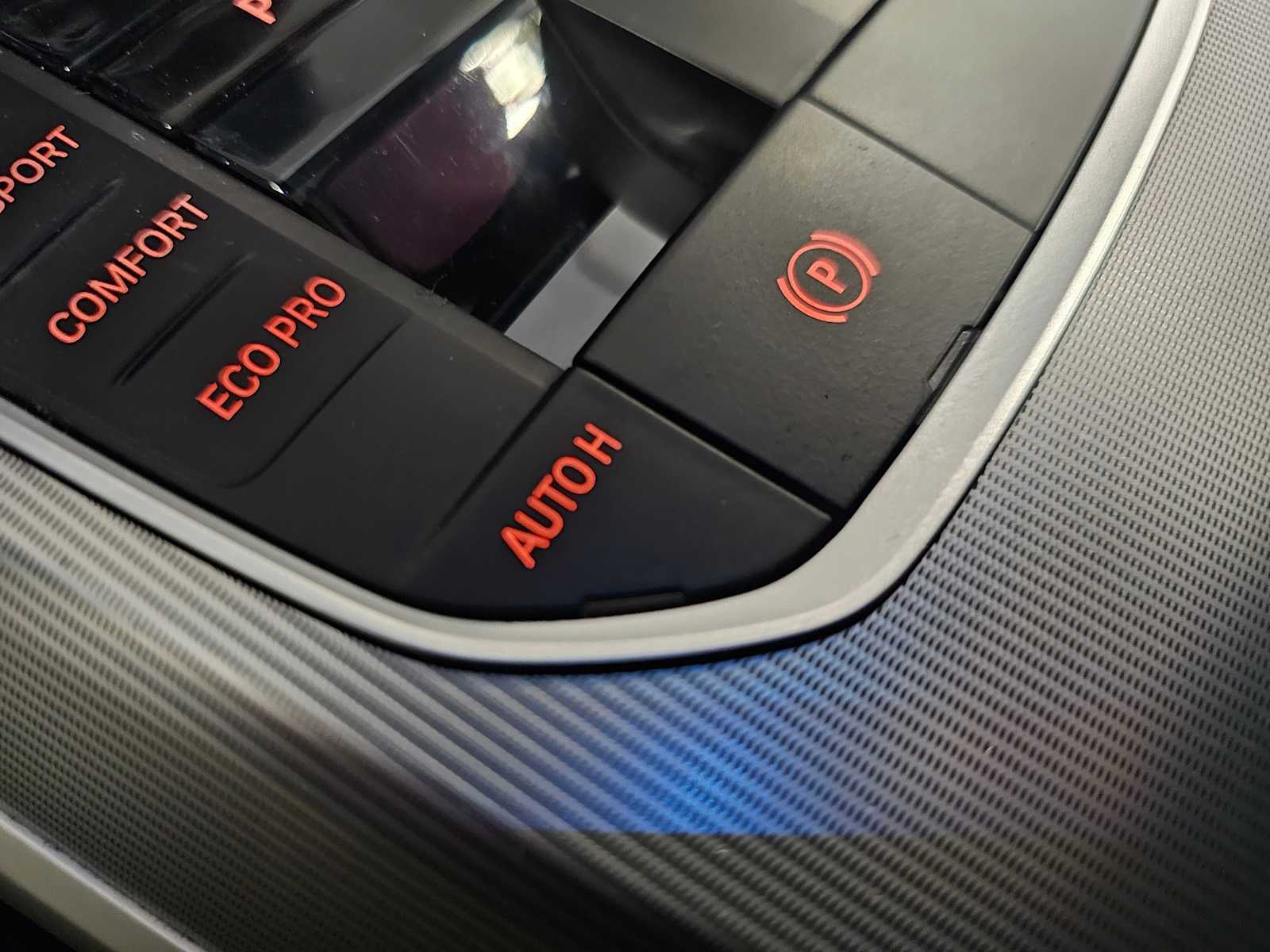 Thumbnail: 2023 BMW i4 - 23