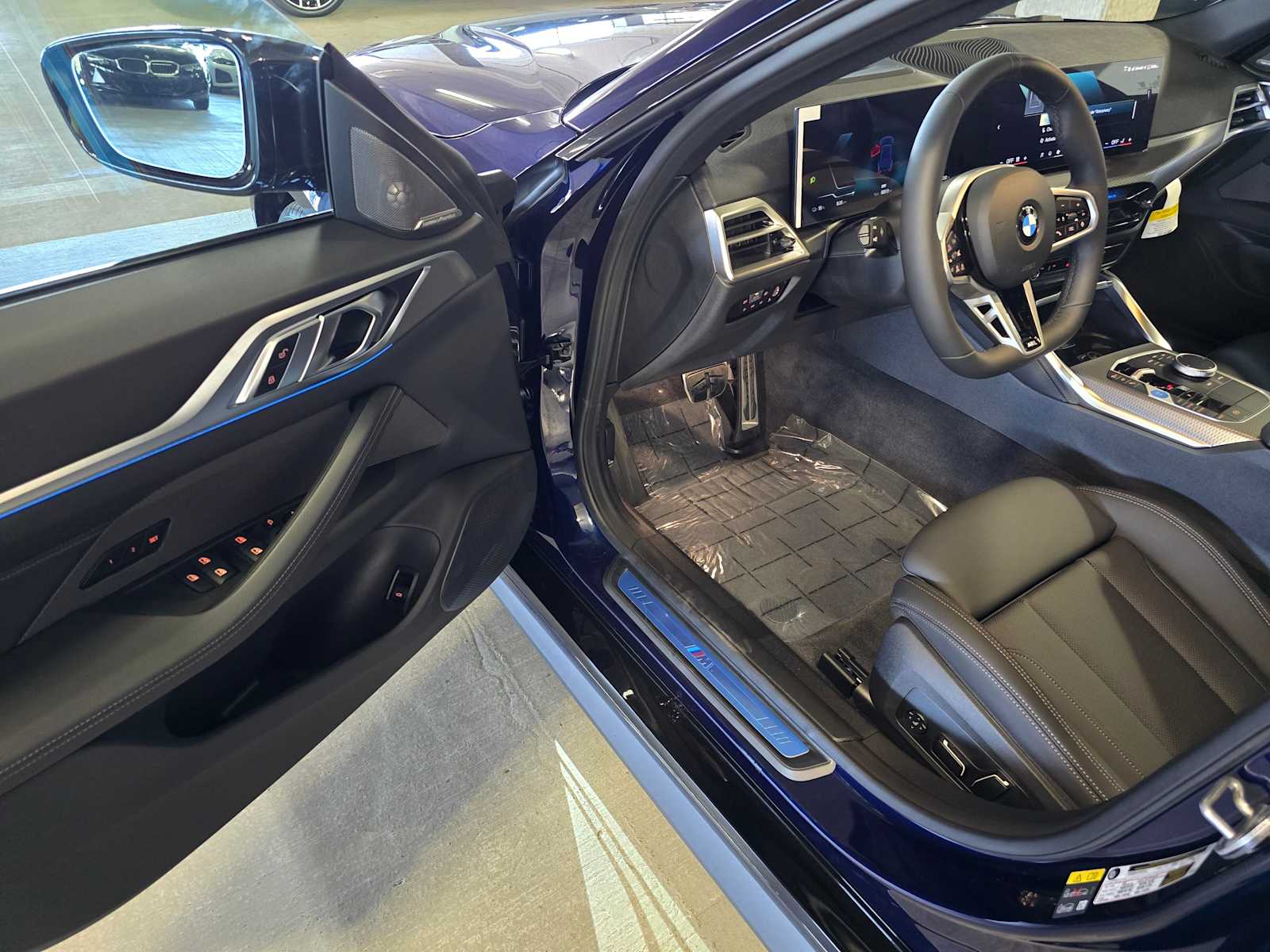 Thumbnail: 2026 BMW i4 - 26