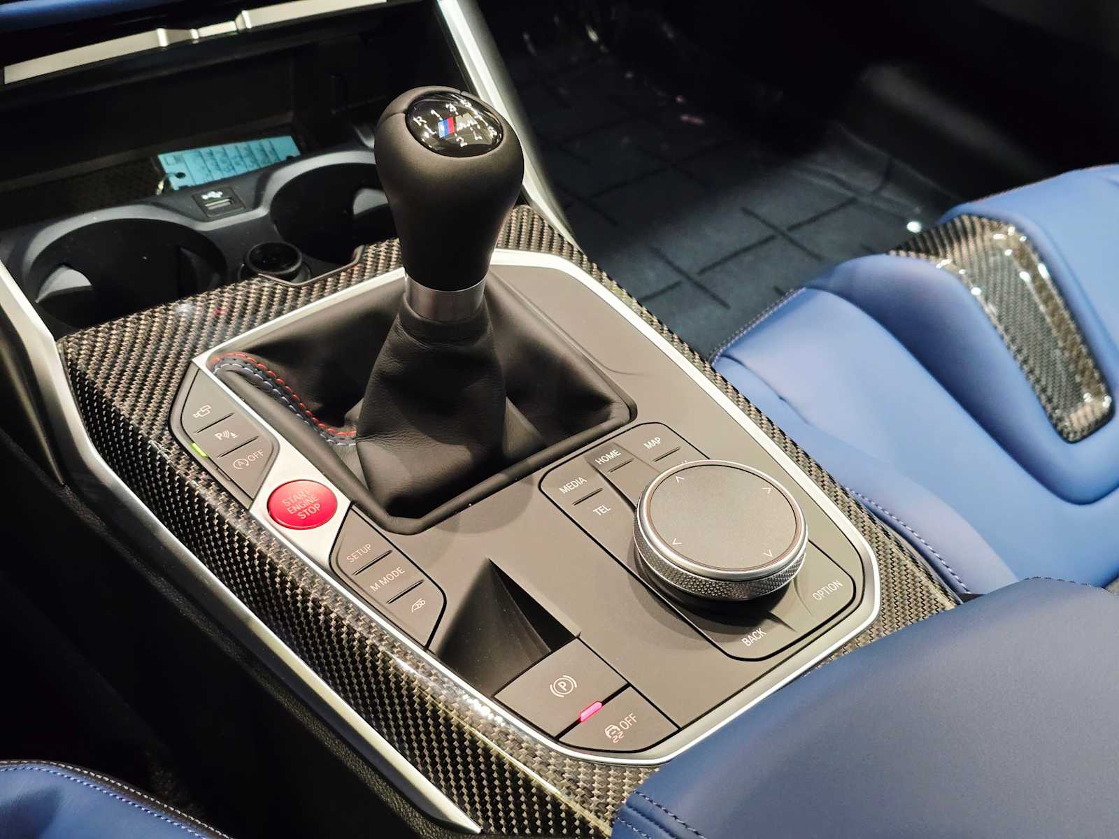 Thumbnail: 2026 BMW M3 - 16