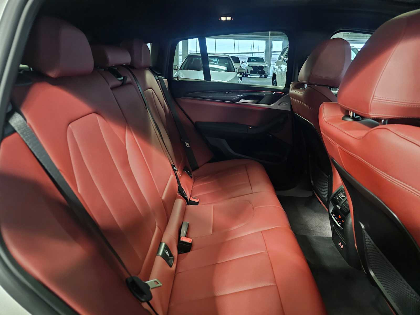 Thumbnail: 2025 BMW X4 - 38