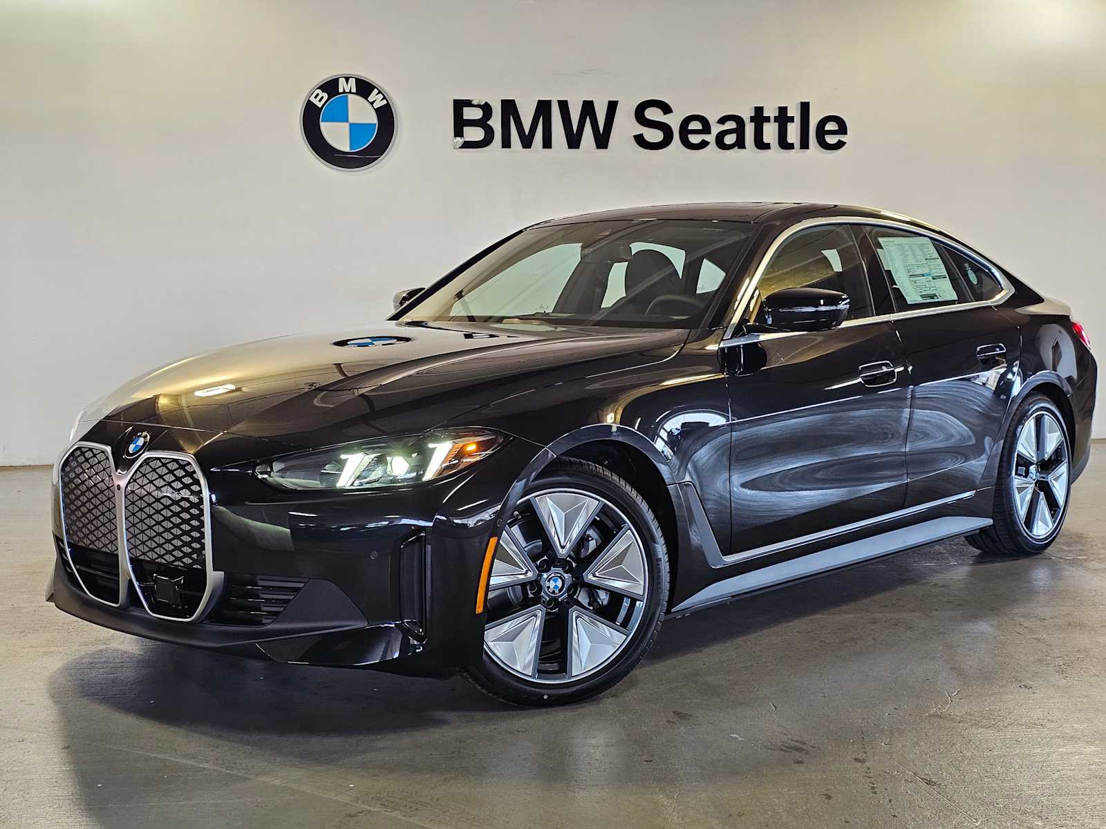 Thumbnail: 2026 BMW i4 - 1