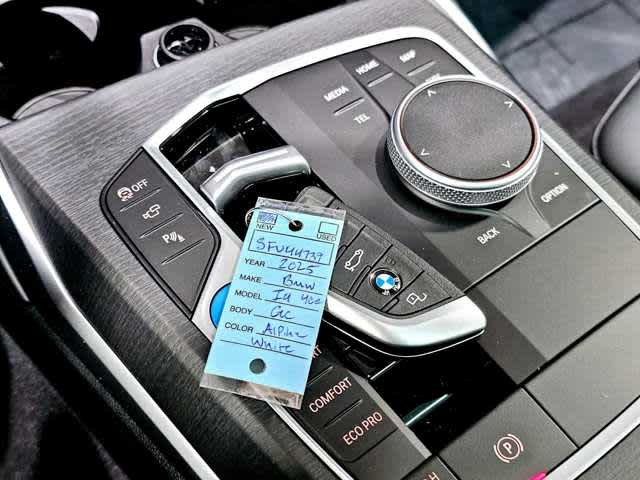 Thumbnail: 2025 BMW i4 - 30