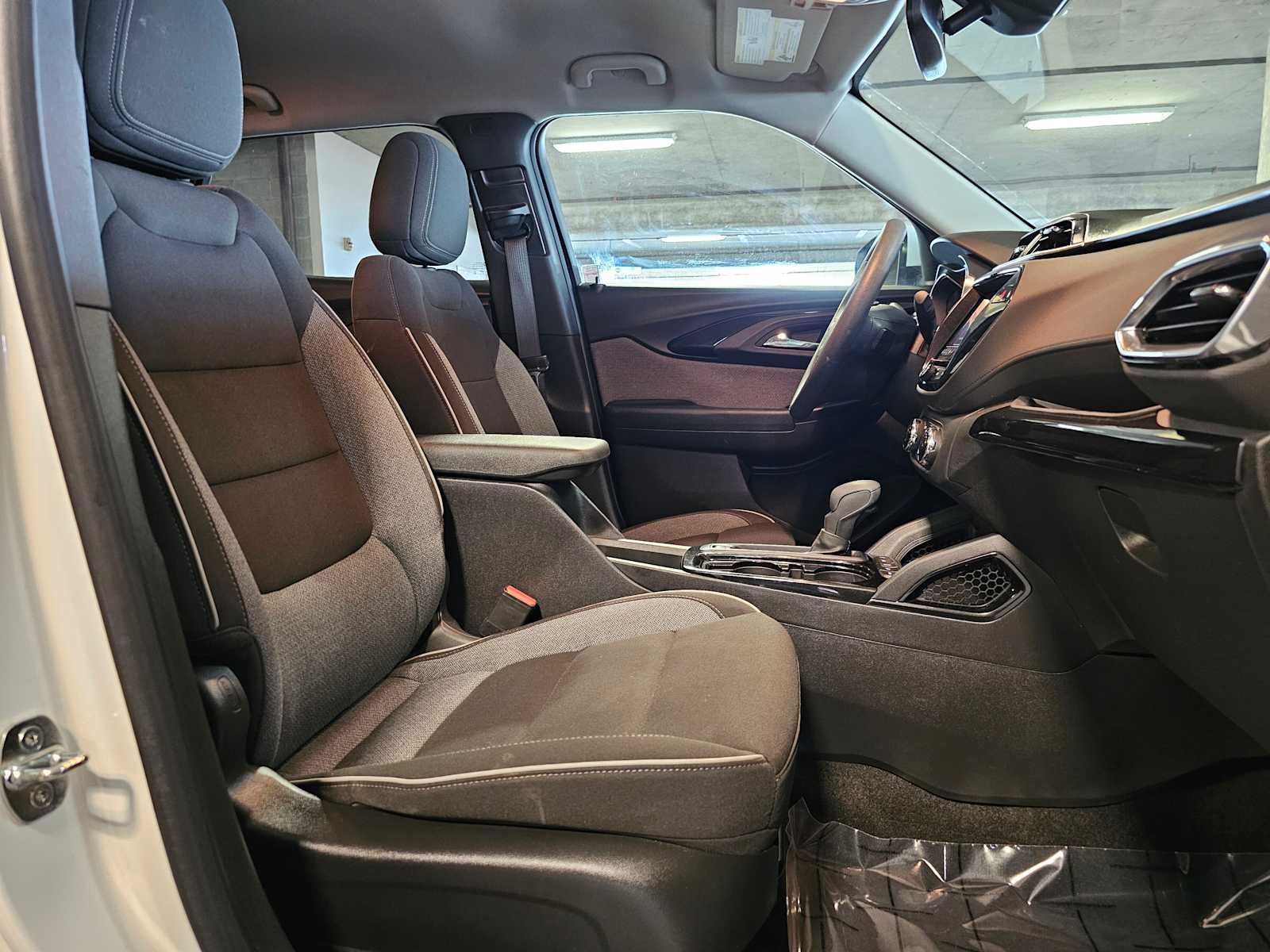 Thumbnail: 2022 Chevrolet TrailBlazer - 34