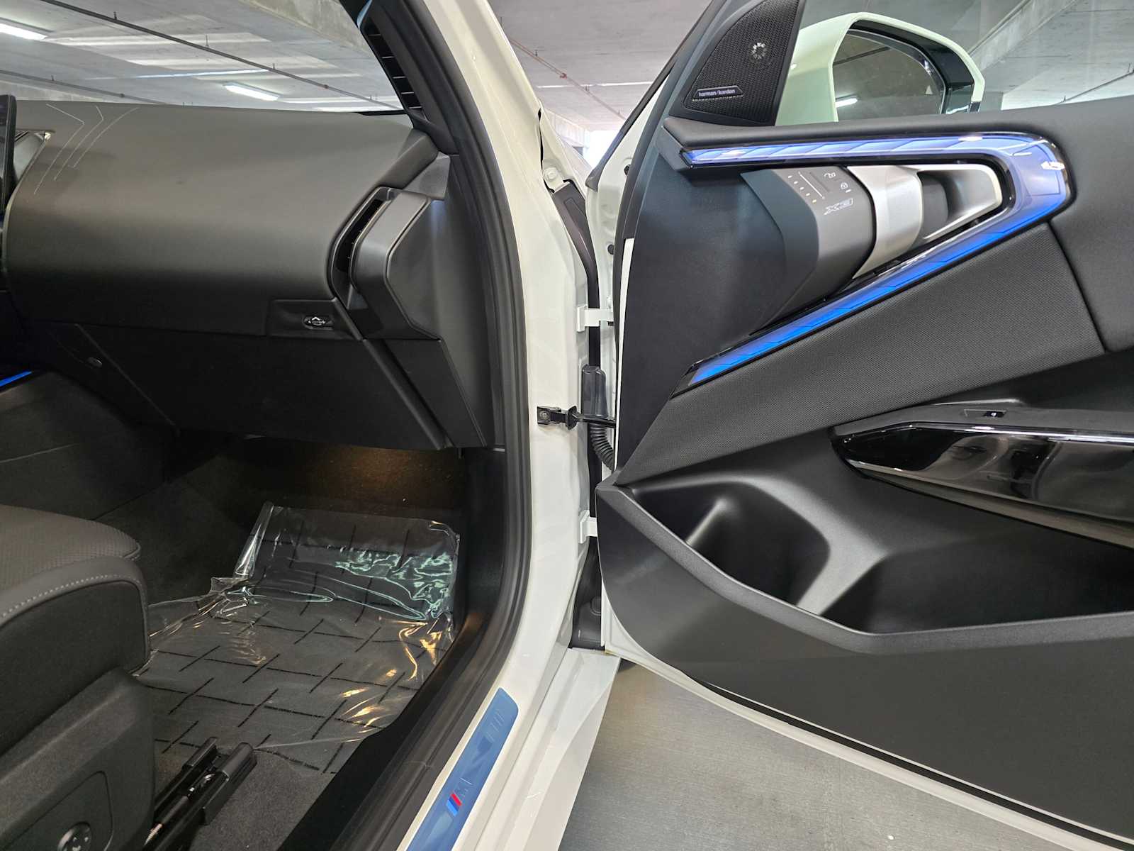 Thumbnail: 2026 BMW X3 - 29