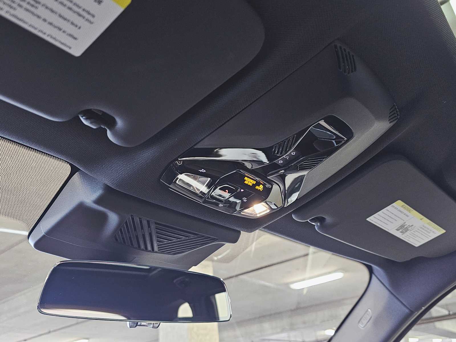 Thumbnail: 2025 BMW X1 - 21