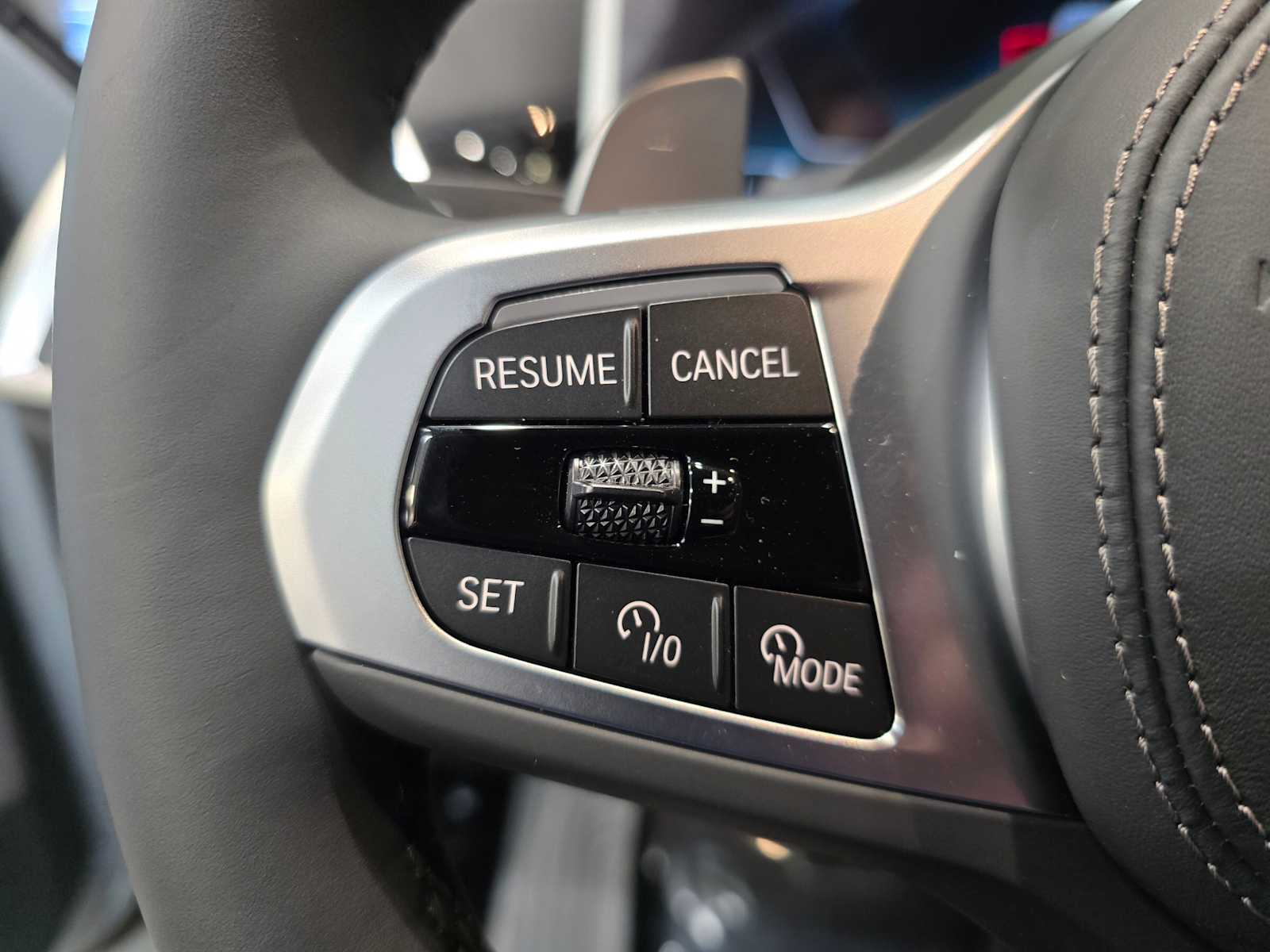 Thumbnail: 2026 BMW X5 - 18