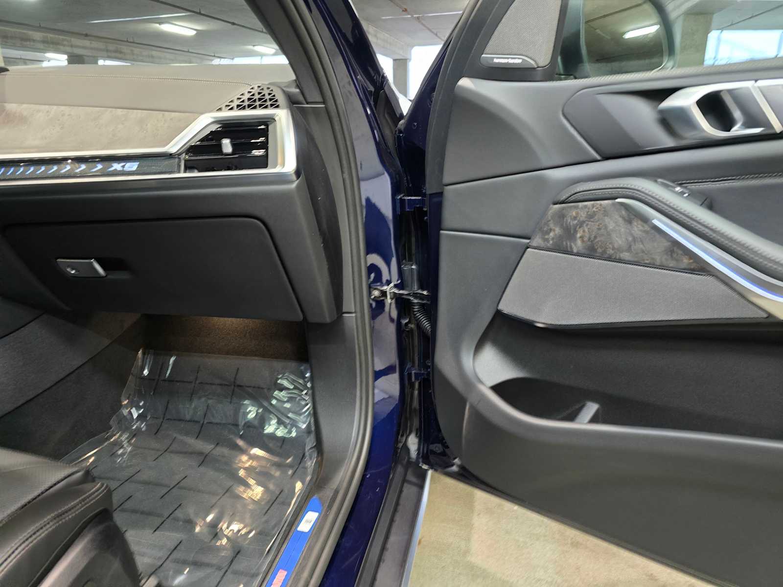 Thumbnail: 2026 BMW X5 - 30