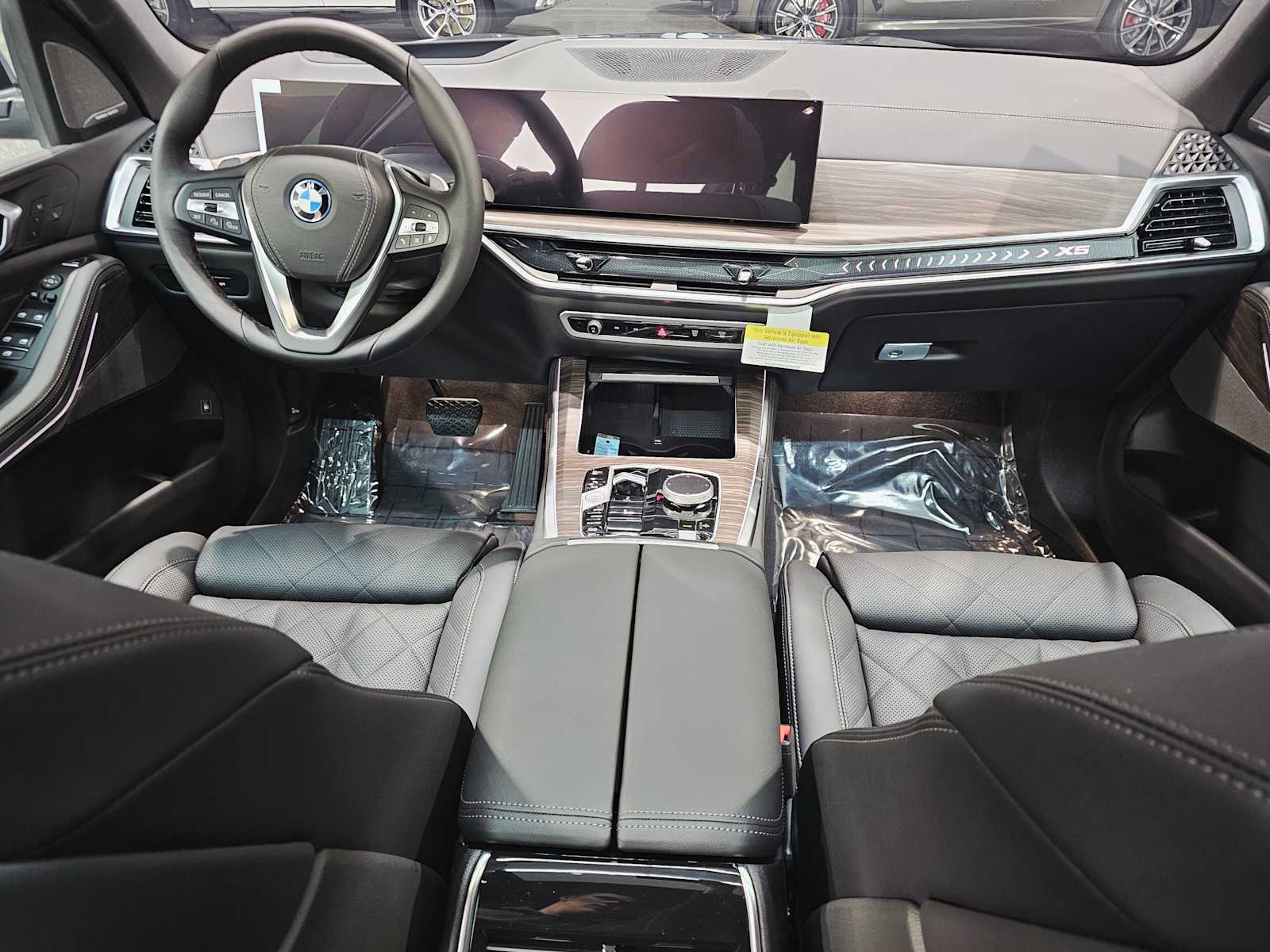 Thumbnail: 2026 BMW X5 - 10