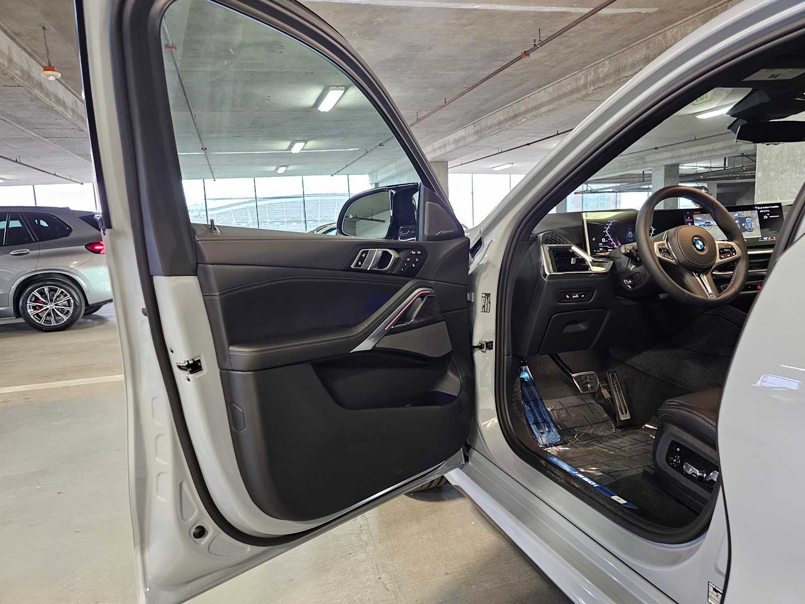 Thumbnail: 2026 BMW X6 - 31