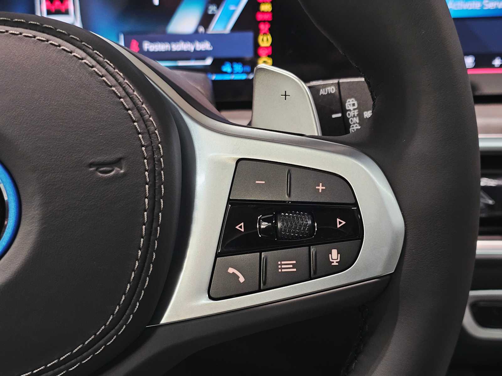 Thumbnail: 2026 BMW X5 - 12