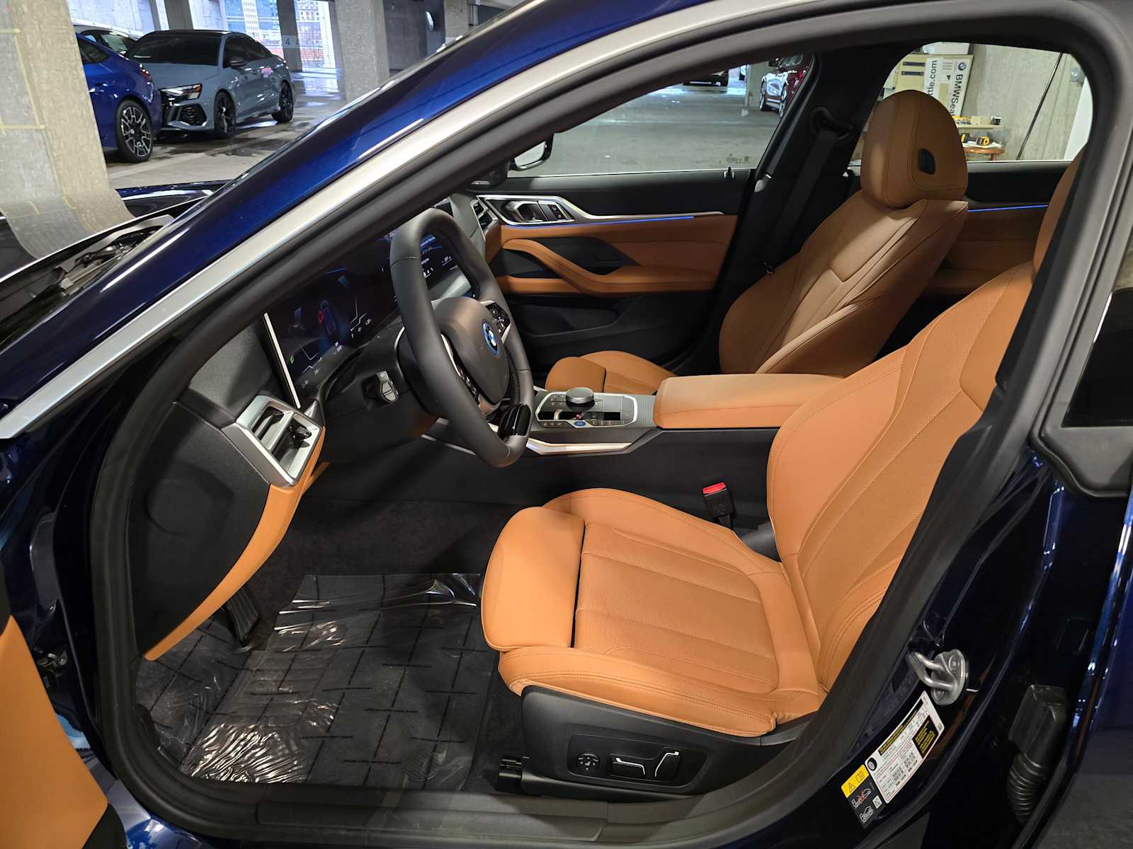 Thumbnail: 2025 BMW i4 - 23