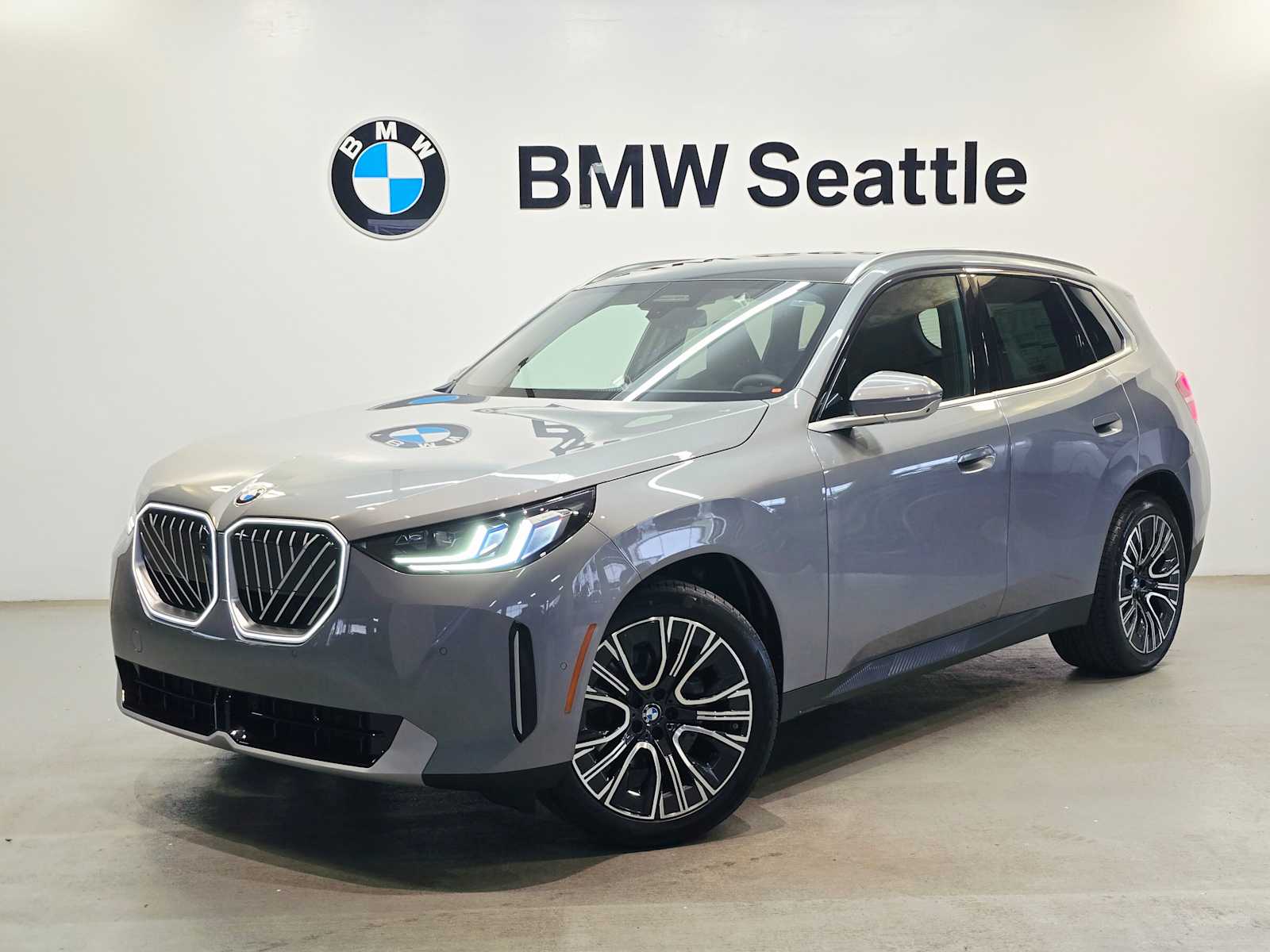 Thumbnail: 2026 BMW X3 - 1