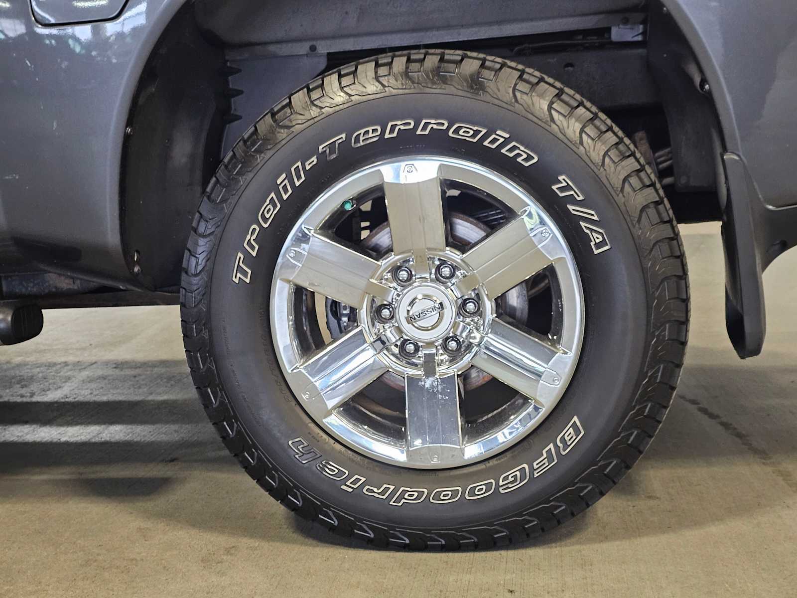Thumbnail: 2012 Nissan Titan - 8