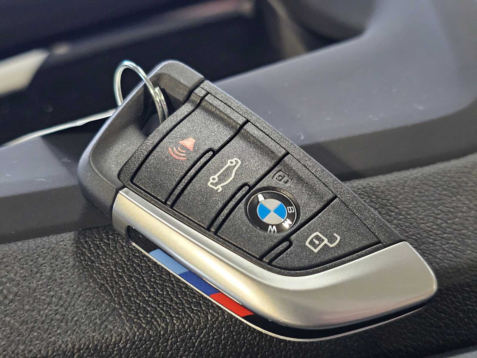 Thumbnail: 2026 BMW i4 - 38