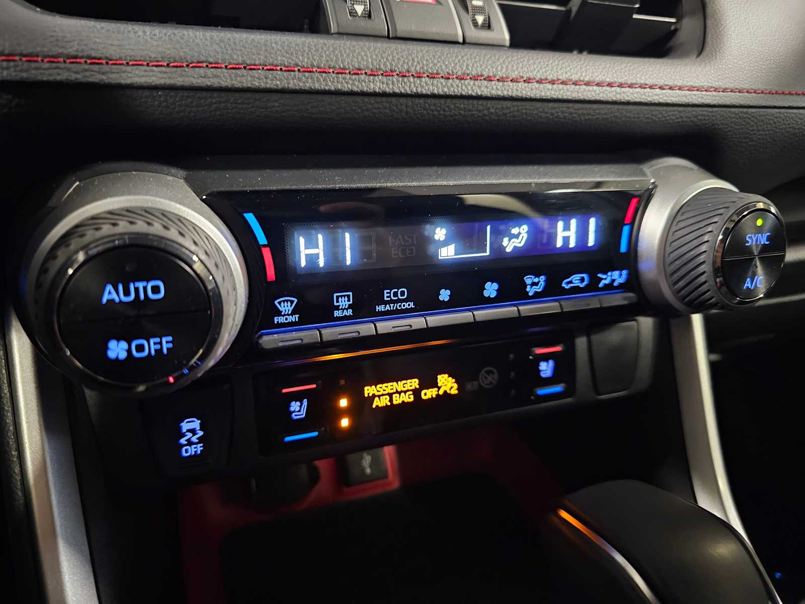 Thumbnail: 2021 Toyota RAV4 - 19