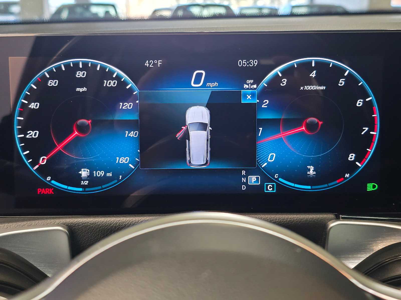 Thumbnail: 2023 Mercedes-Benz GLB - 12