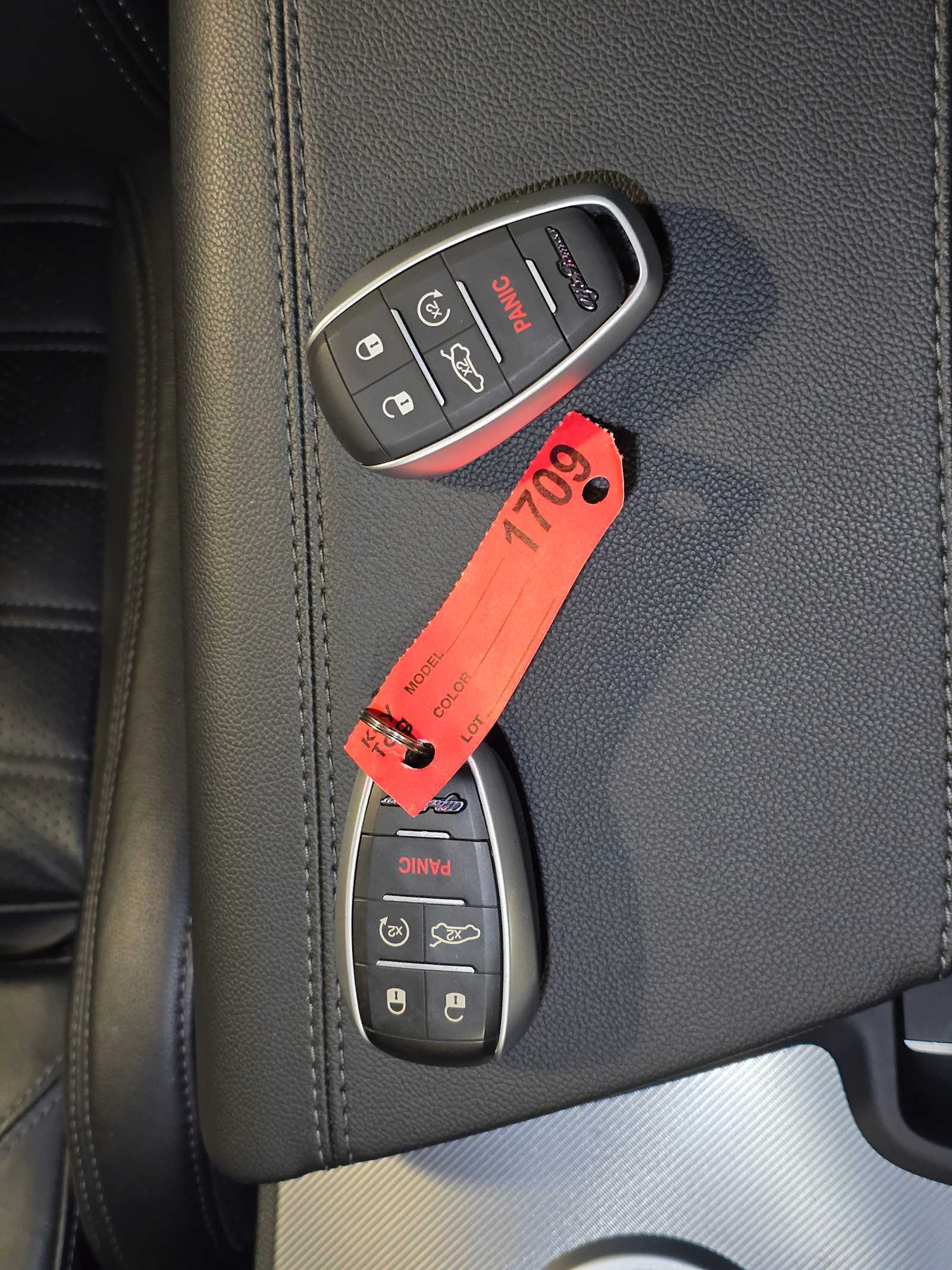 Thumbnail: 2018 Alfa Romeo Stelvio - 35