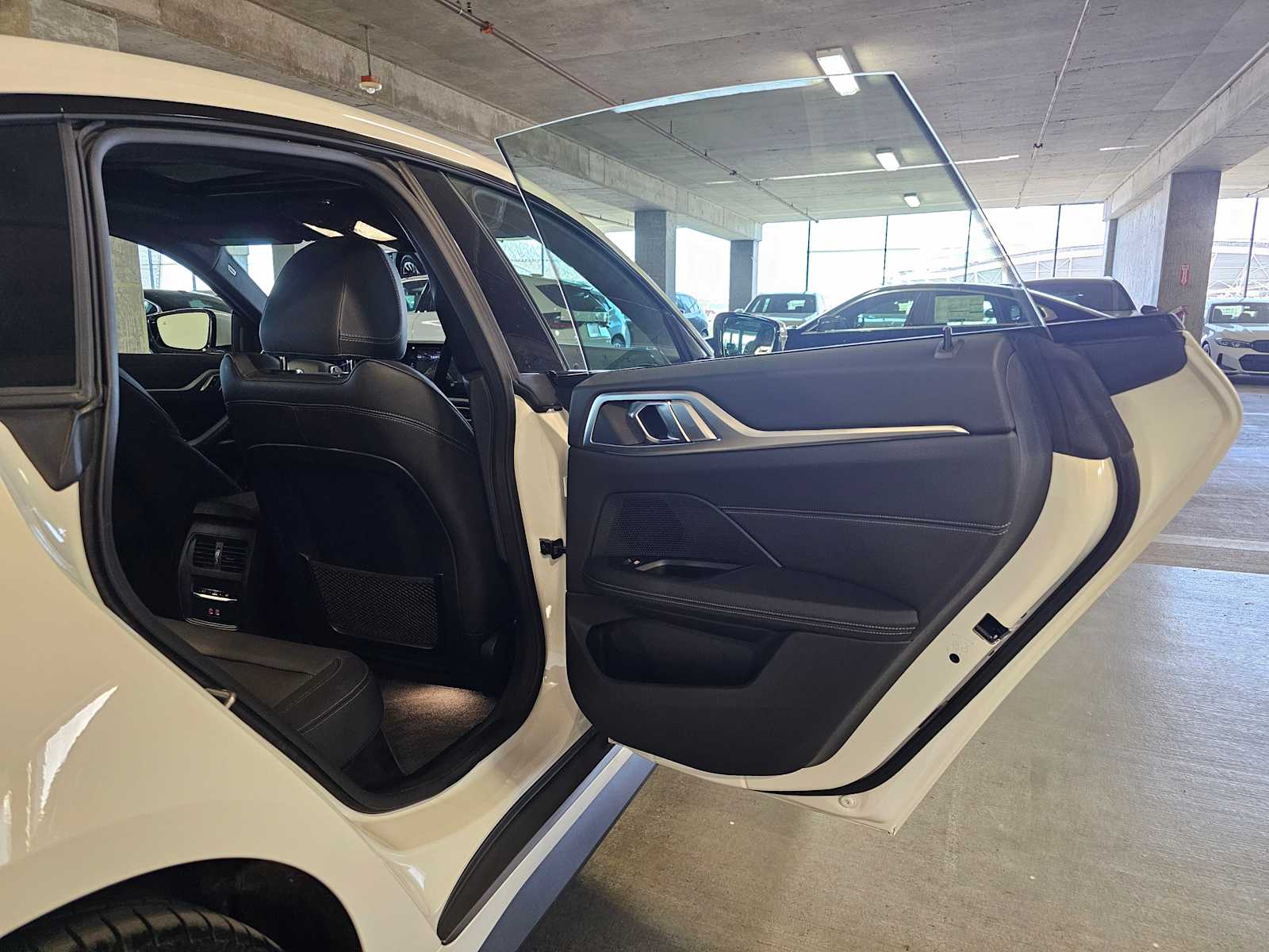 Thumbnail: 2023 BMW i4 - 35