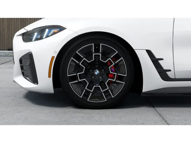 Thumbnail: 2025 BMW i4 - 7