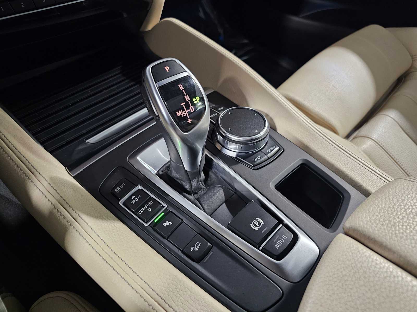 Thumbnail: 2019 BMW X6 - 22