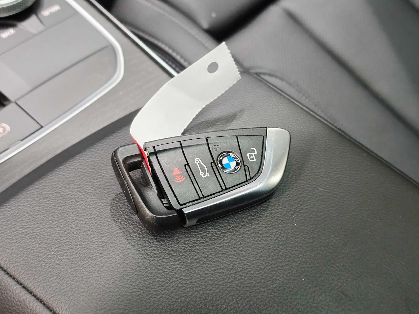 Thumbnail: 2023 BMW i4 - 31