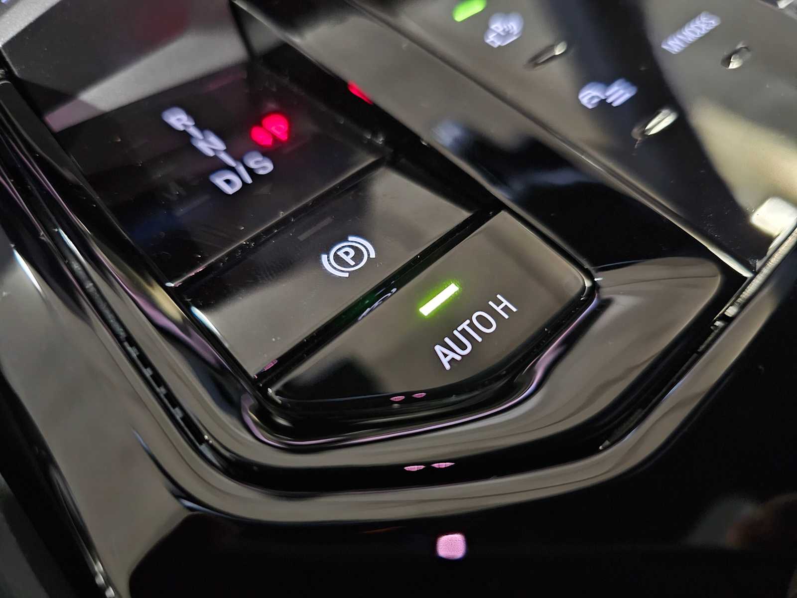 Thumbnail: 2026 BMW 5 Series - 20