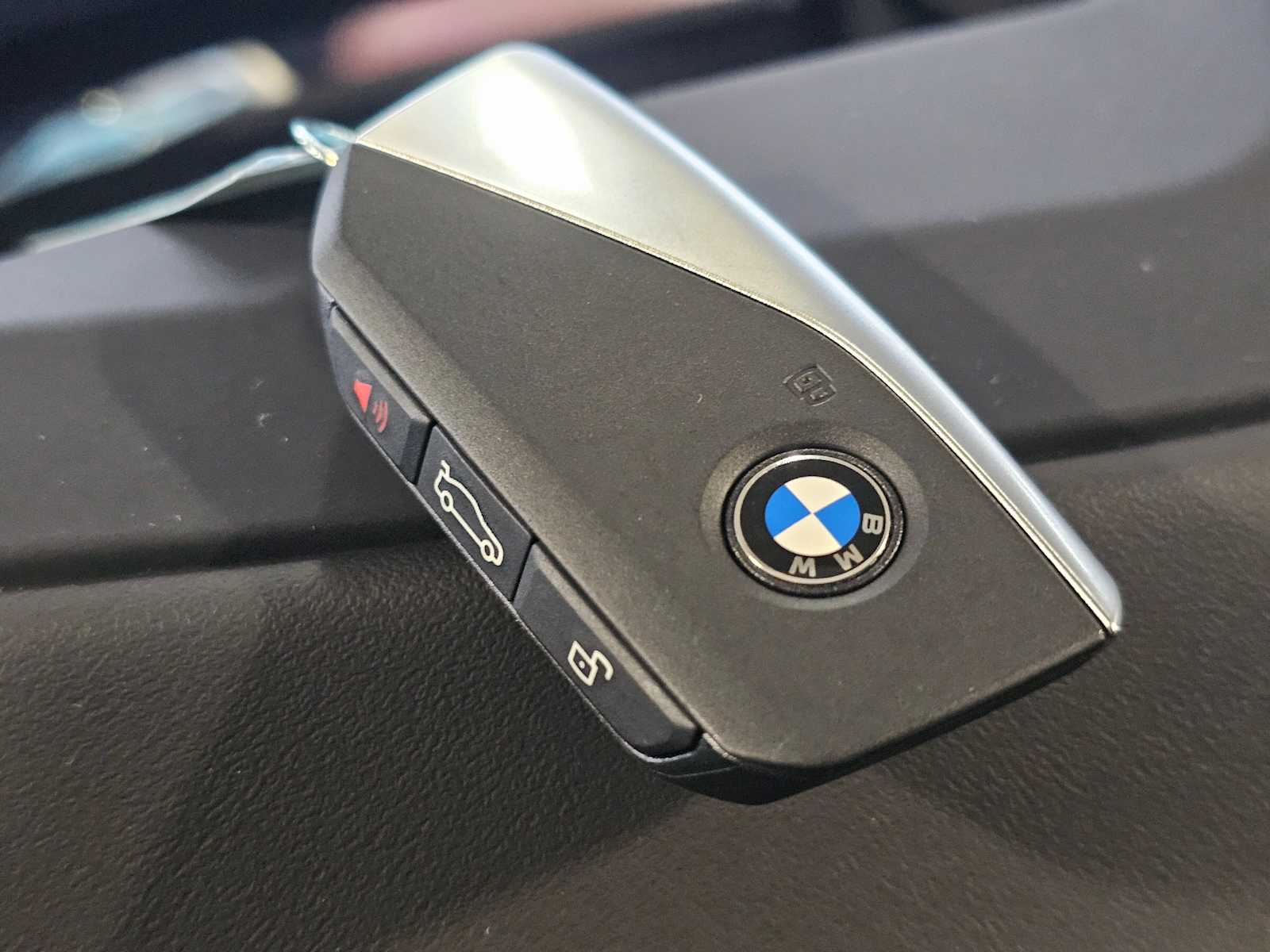 Thumbnail: 2026 BMW X5 - 37