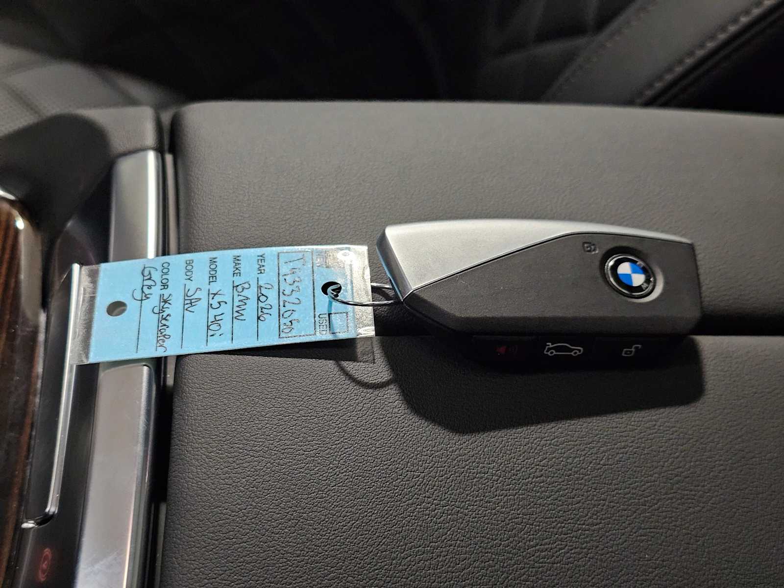 Thumbnail: 2026 BMW X5 - 44