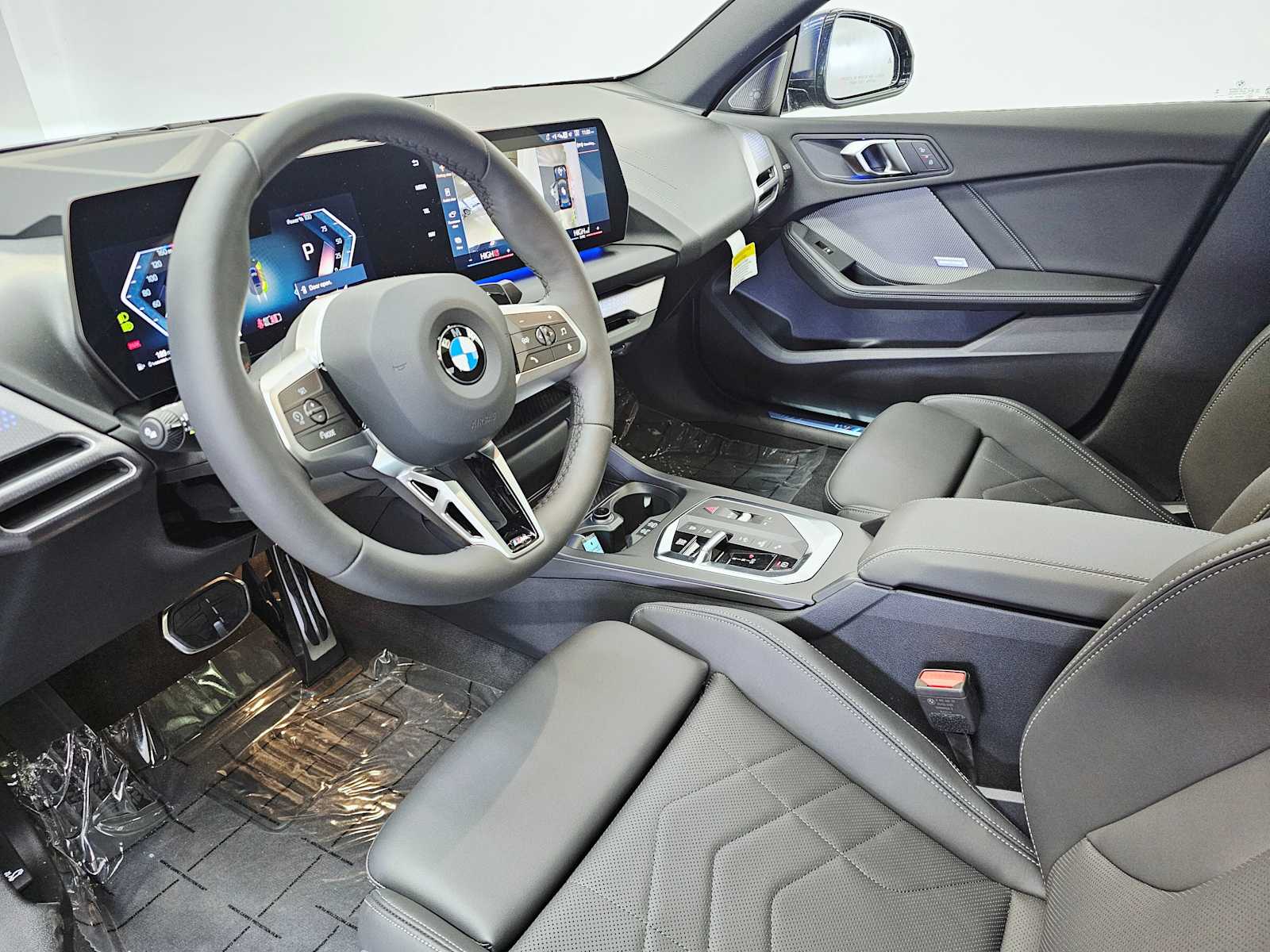 Thumbnail: 2025 BMW 2 Series - 2