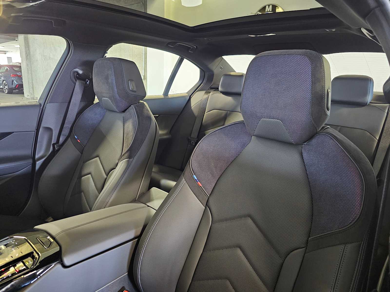 Thumbnail: 2026 BMW 5 Series - 30