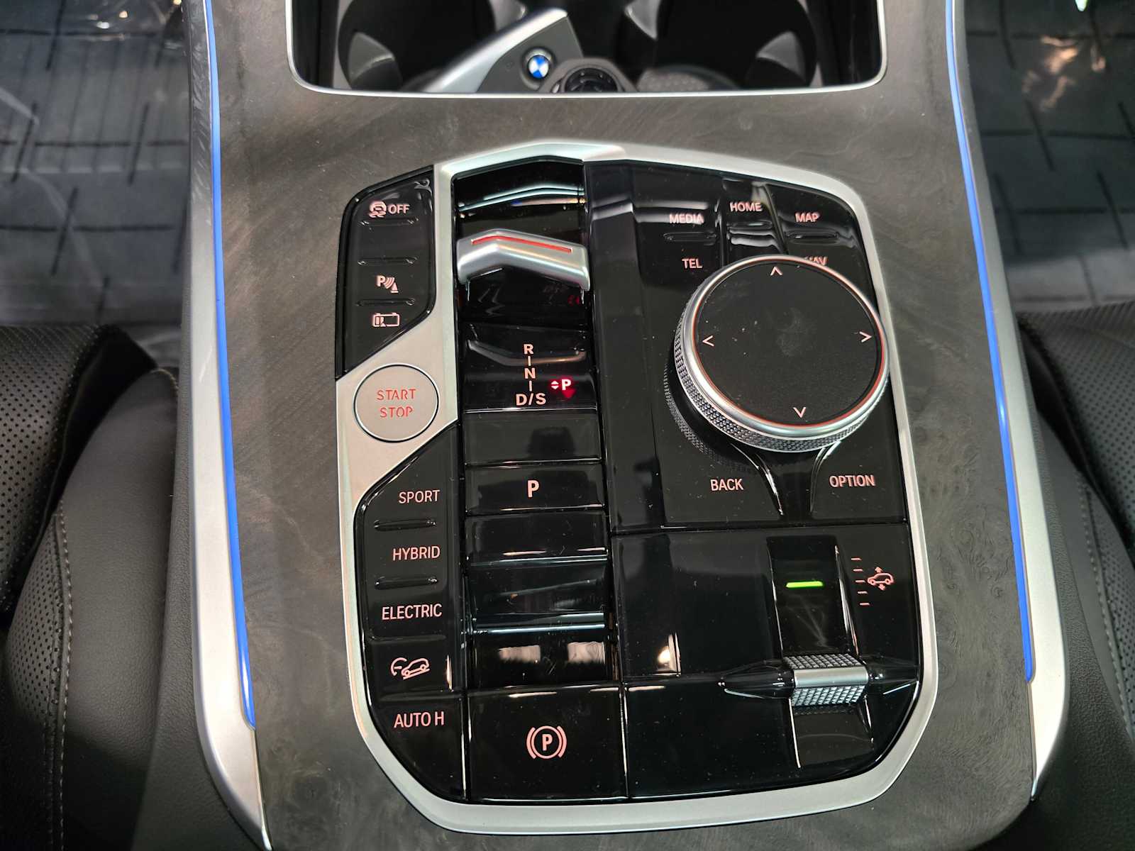 Thumbnail: 2026 BMW X5 - 23