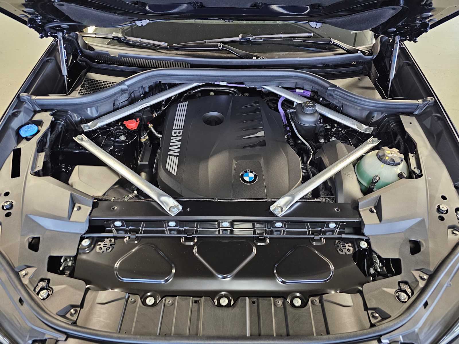 Thumbnail: 2026 BMW X5 - 9