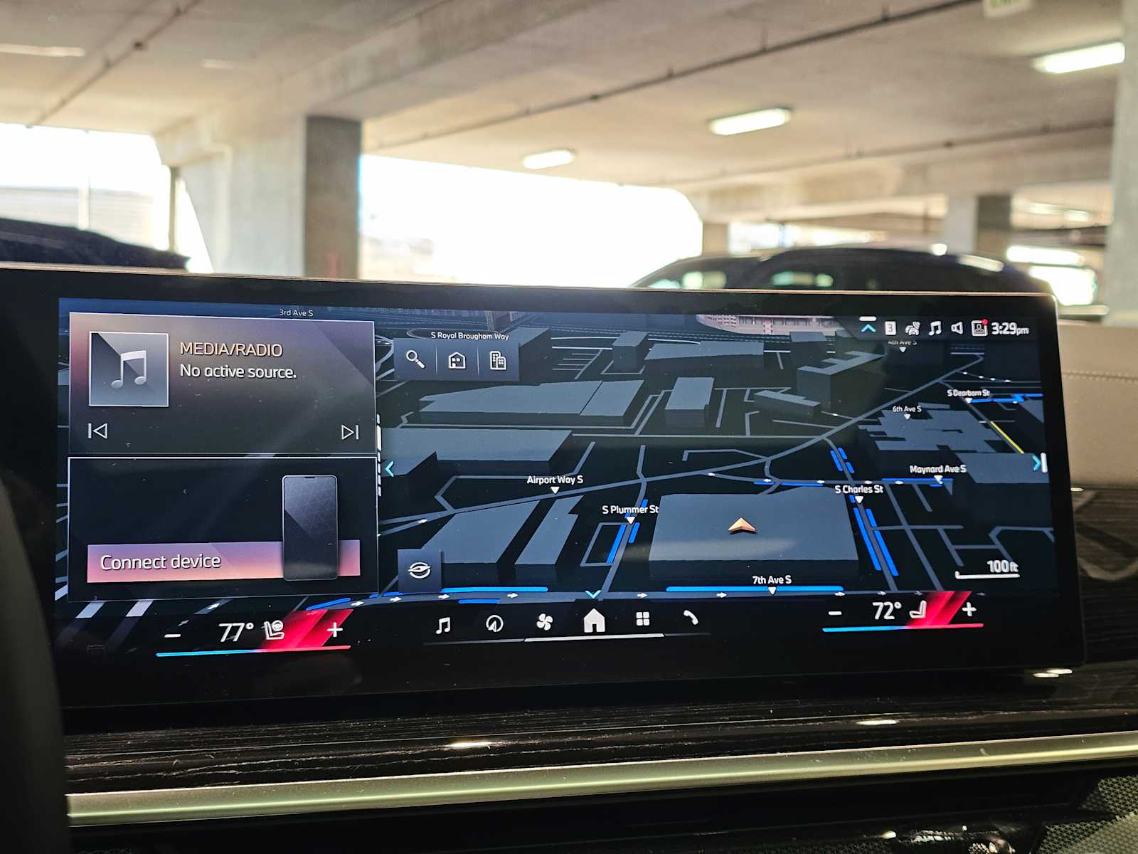 Thumbnail: 2026 BMW X7 - 13