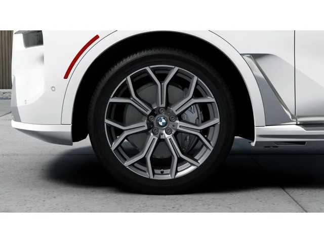 Thumbnail: 2027 BMW X7 - 7