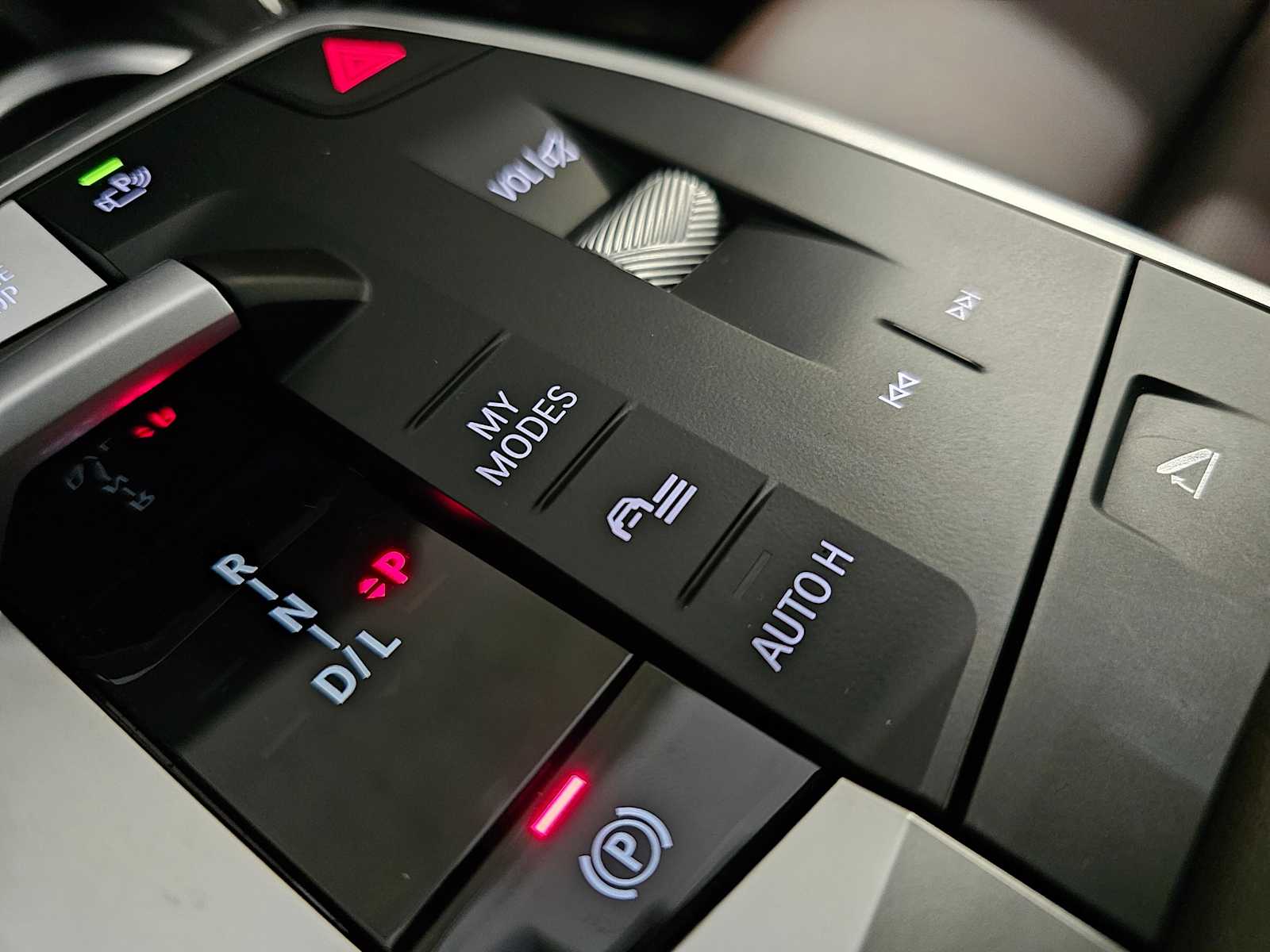 Thumbnail: 2025 BMW X1 - 24