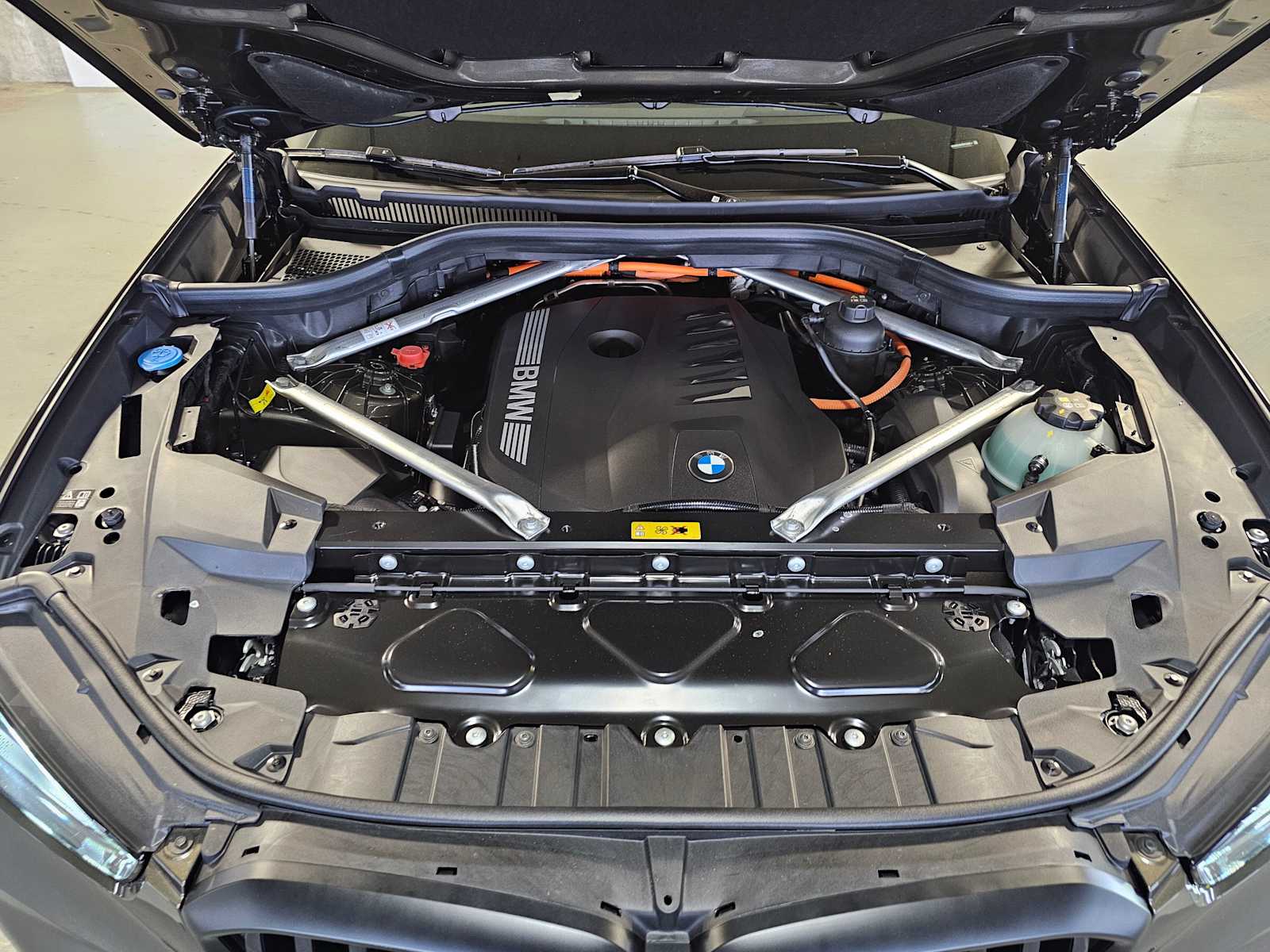 Thumbnail: 2026 BMW X5 - 9