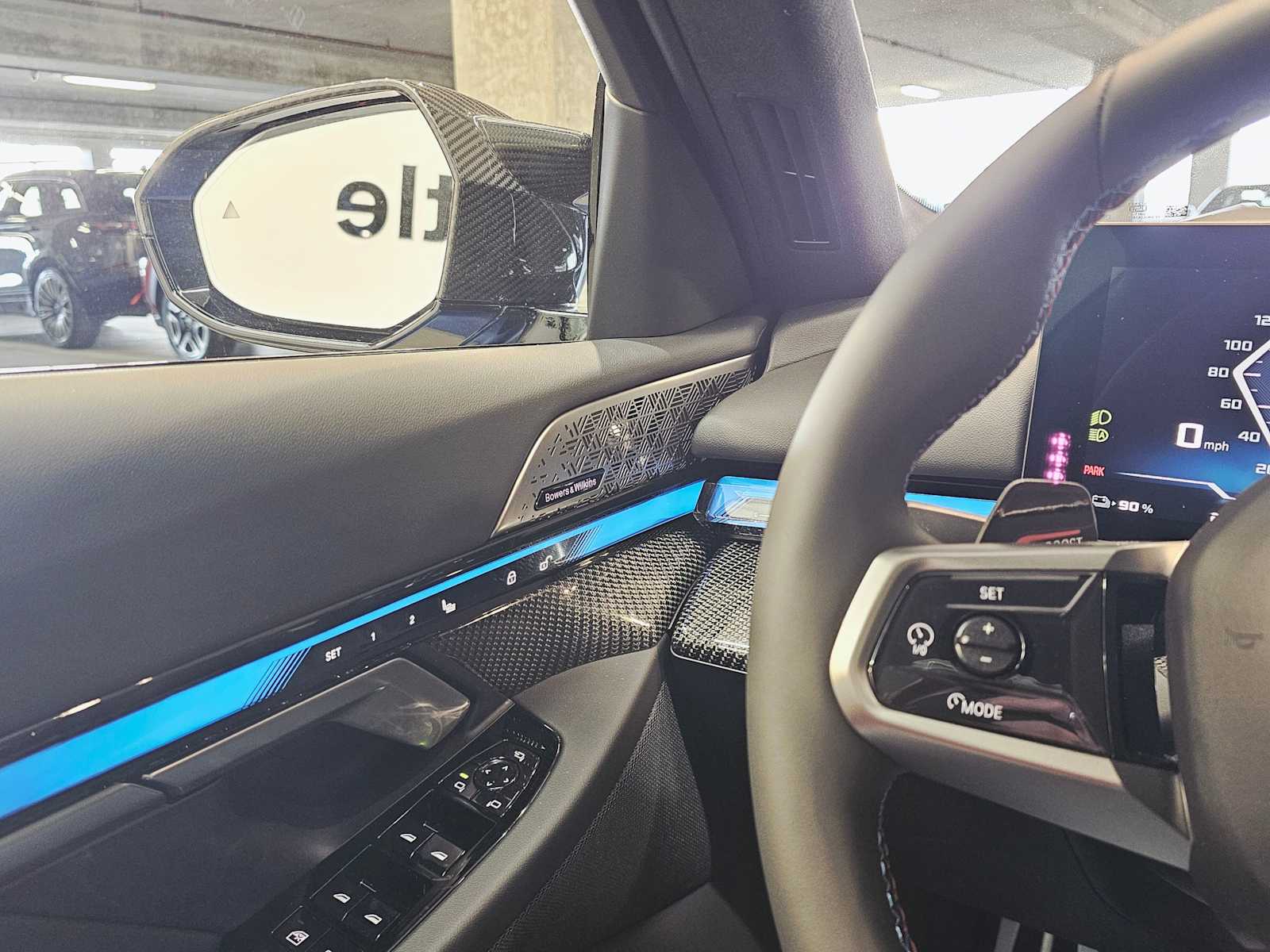 Thumbnail: 2025 BMW i5 - 22