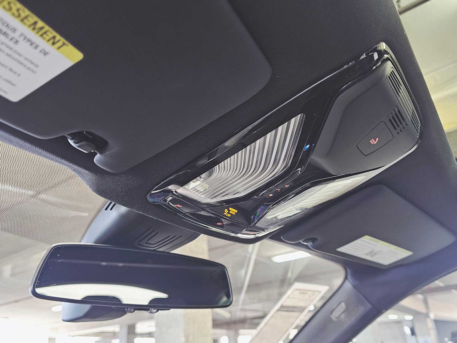 Thumbnail: 2025 BMW i4 - 21