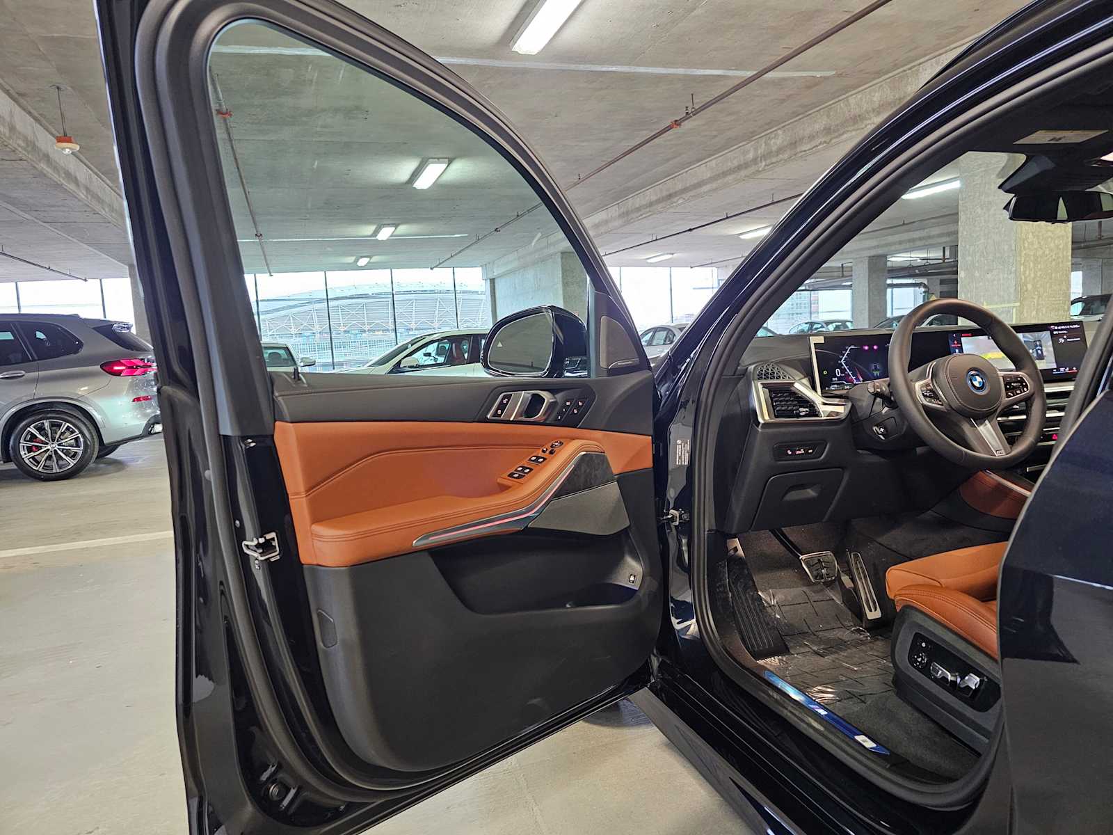 Thumbnail: 2026 BMW X5 - 32