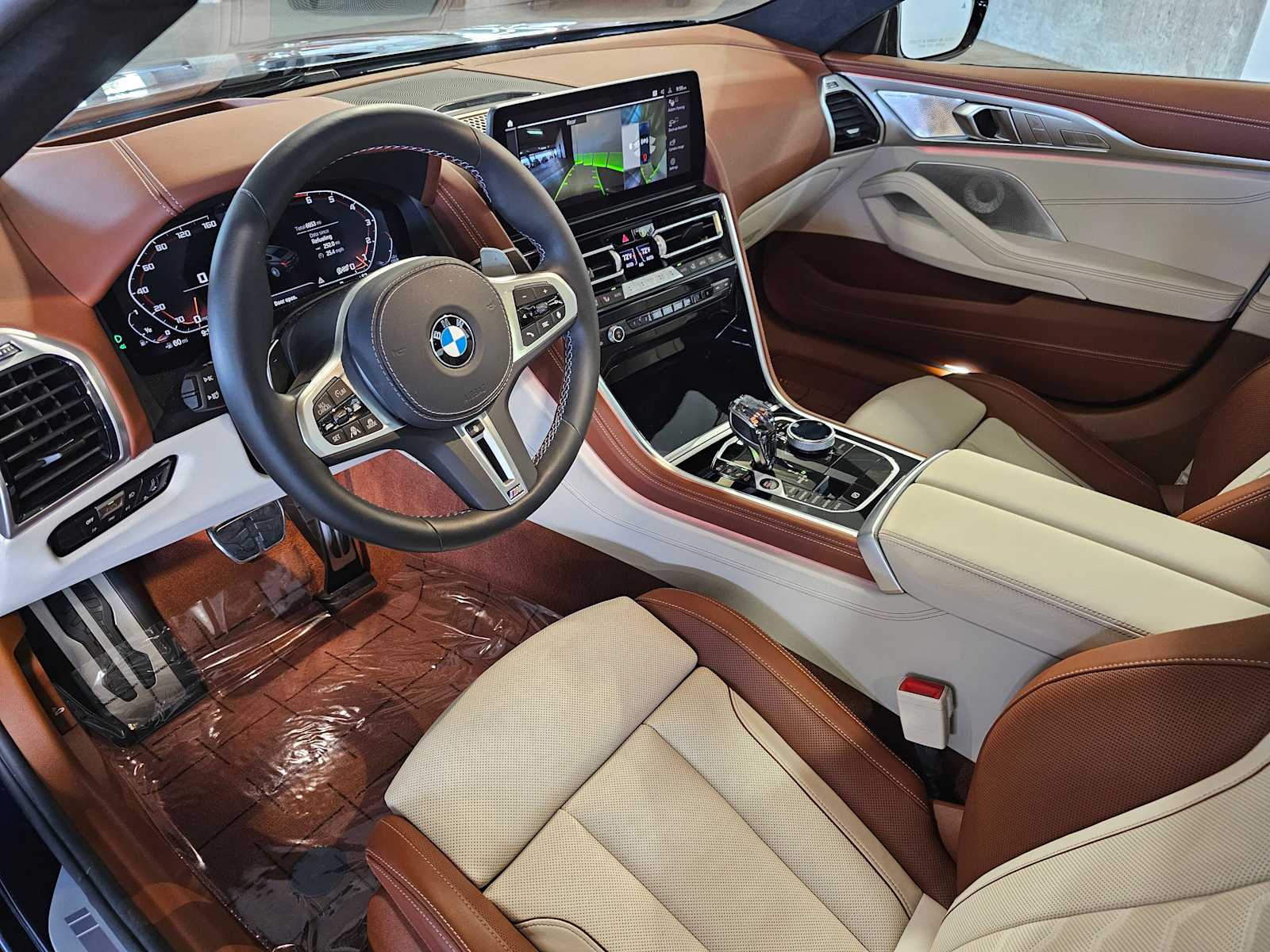 Thumbnail: 2025 BMW 8 Series - 2