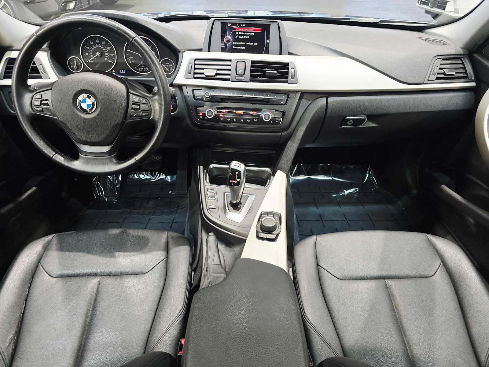 Thumbnail: 2015 BMW 3 Series - 10