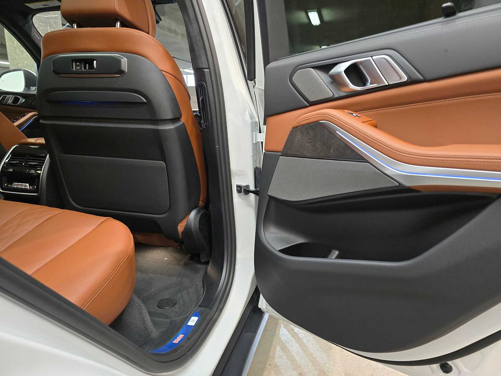 Thumbnail: 2026 BMW X5 - 29