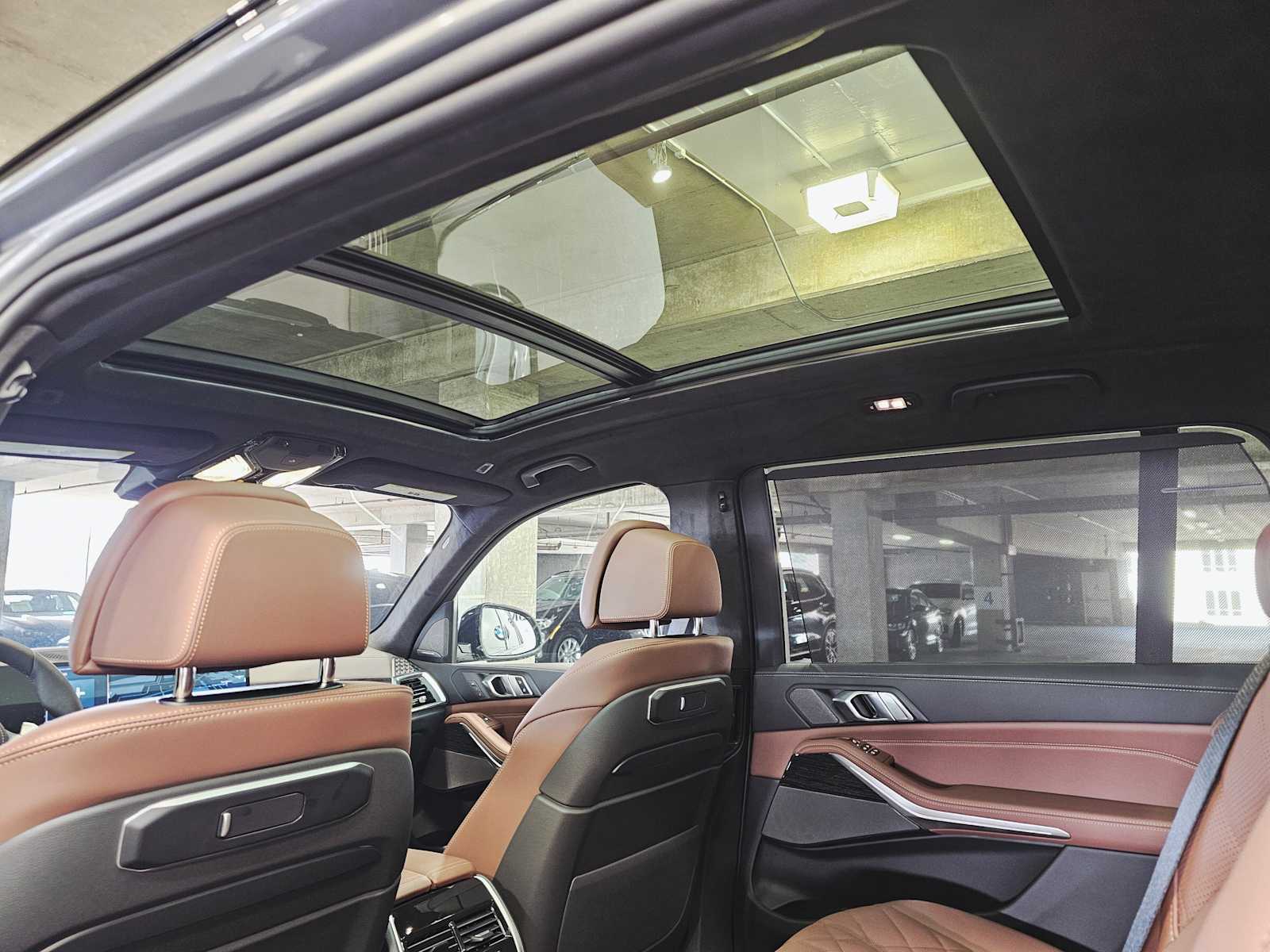 Thumbnail: 2026 BMW X7 - 26