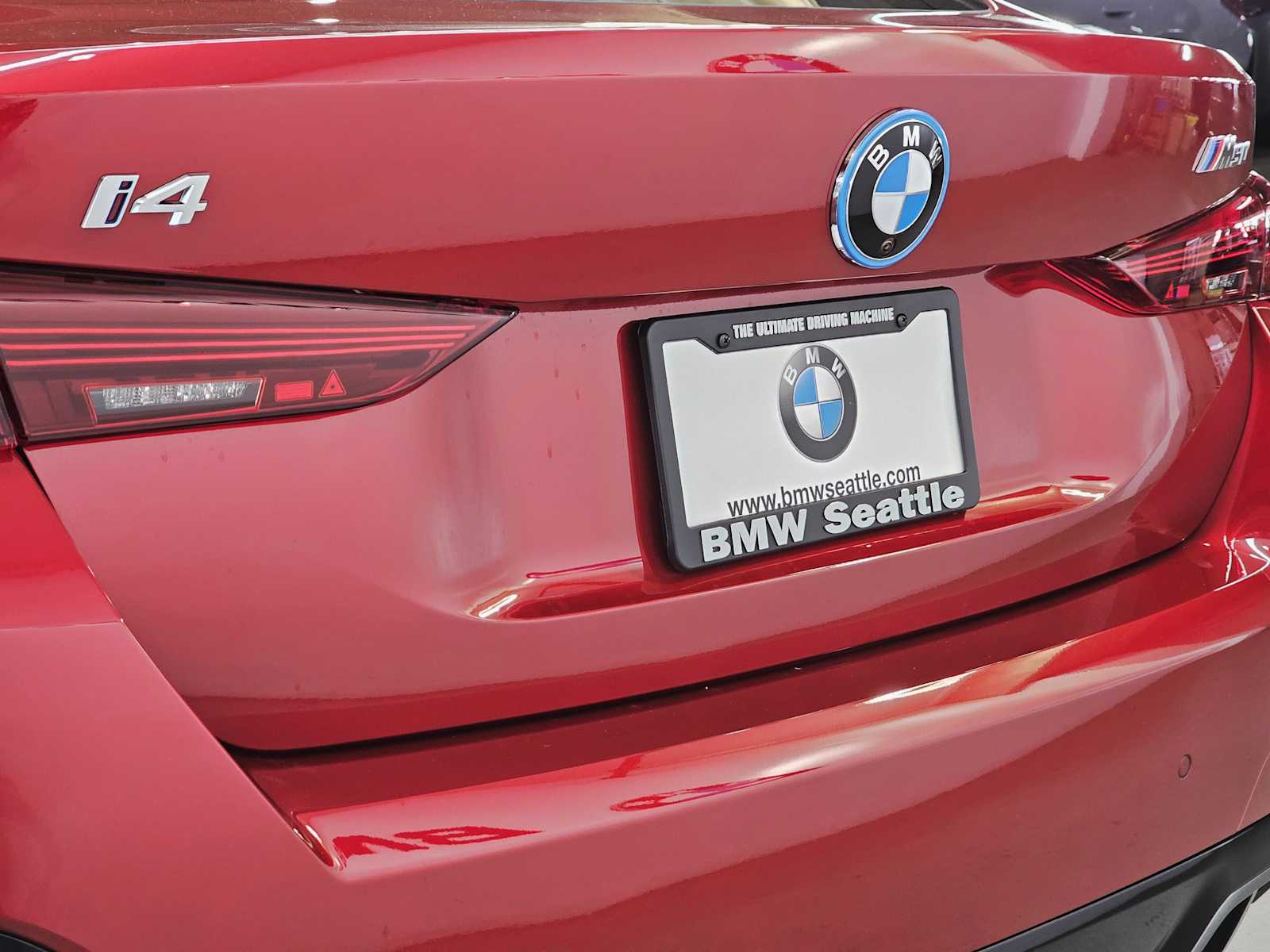 Thumbnail: 2025 BMW i4 - 7