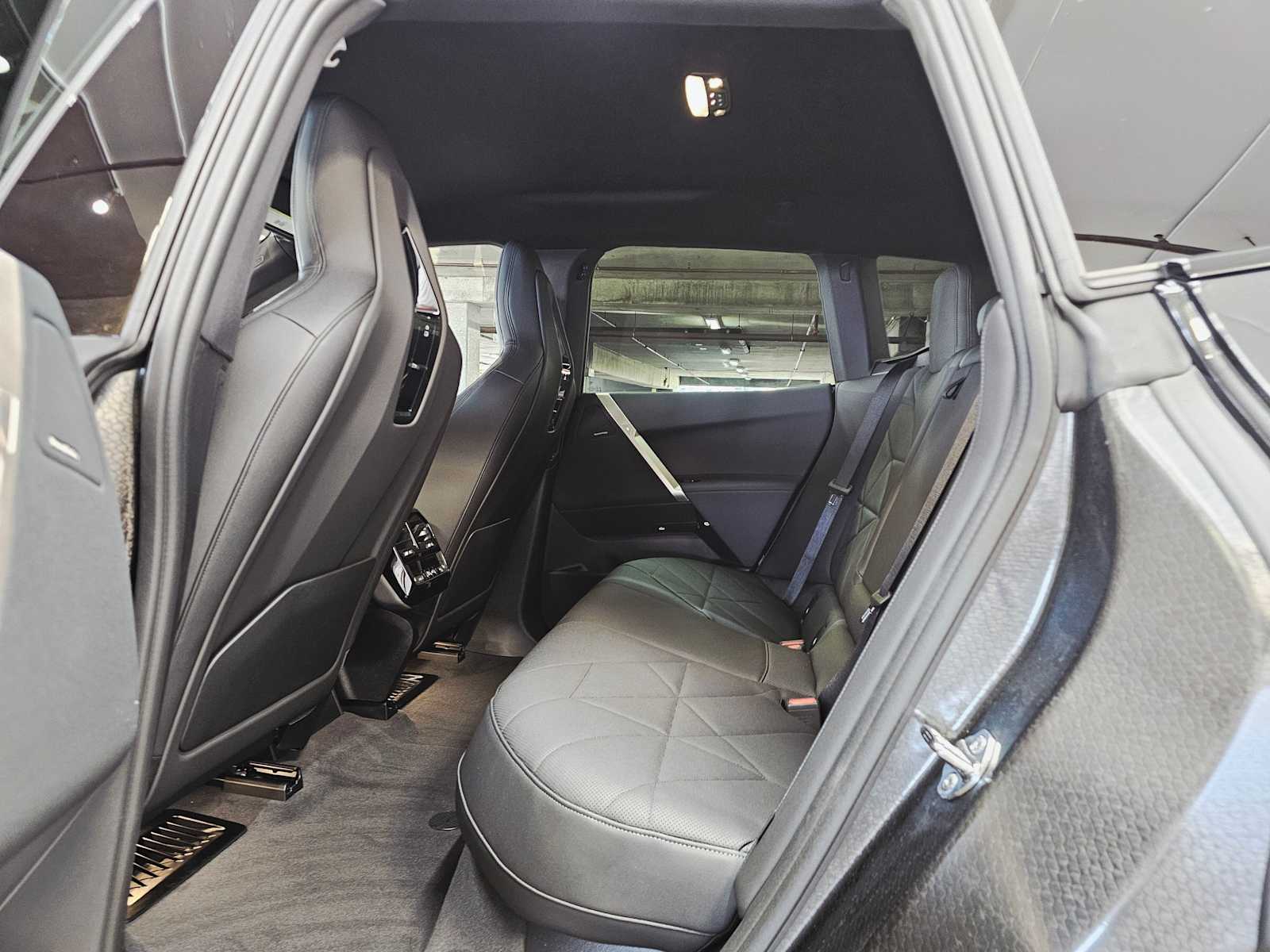 Thumbnail: 2026 BMW iX - 25