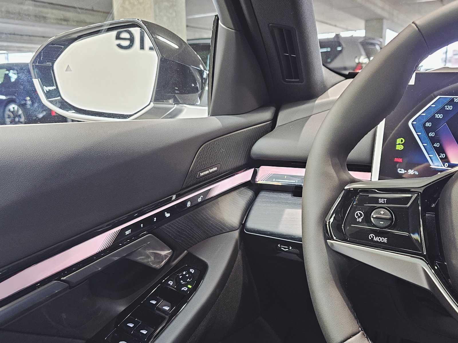 Thumbnail: 2026 BMW i5 - 22