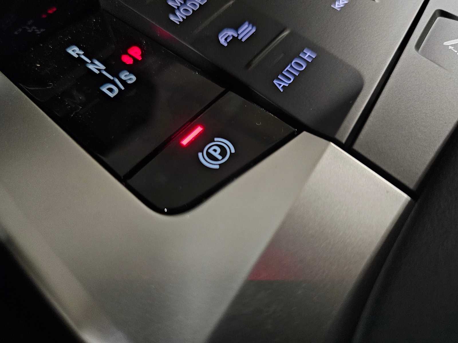 Thumbnail: 2026 BMW X2 - 21